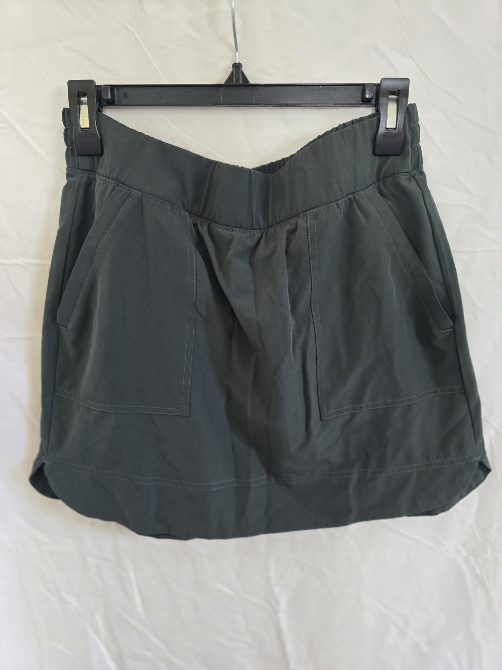Reebok Women's Dark Gray Athletic Skort